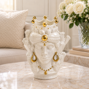 Vază decorativă „Regina Siciliană” – Eleganță regală cu accente aurii
