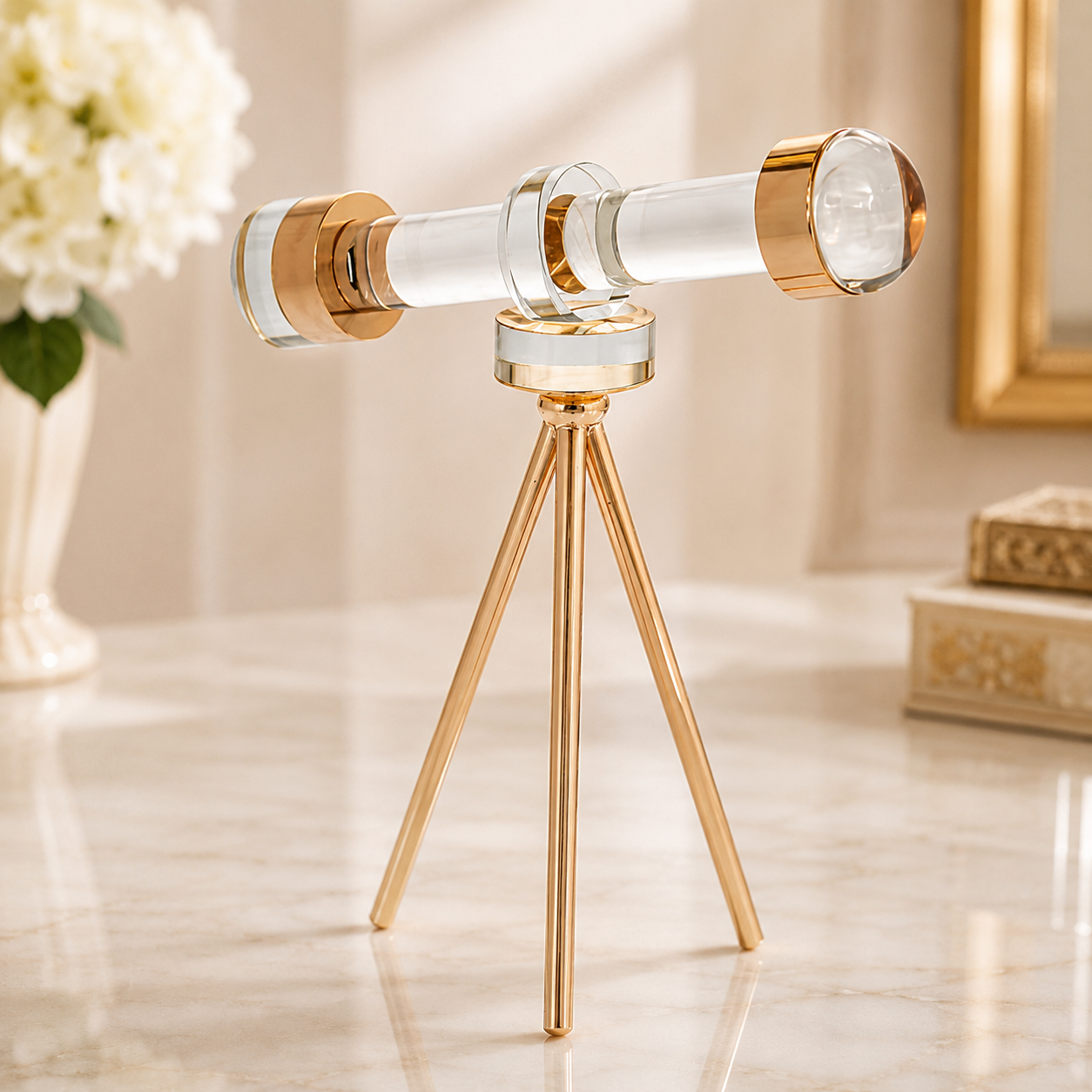 Obiect decorativ telescop pe trepied – Design modern din sticlă și metal auriu