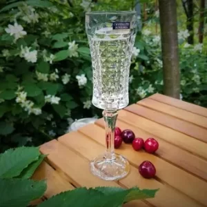 Set din 6 Pahare din cristal Diamond  Bohemia – pentru lichior sau șampanie, model gravat