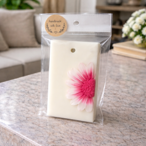 Petală de dragoste – săpun handmade floral