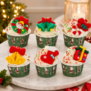 Set decorativ cupcakes tematice de Crăciun – modele variate
