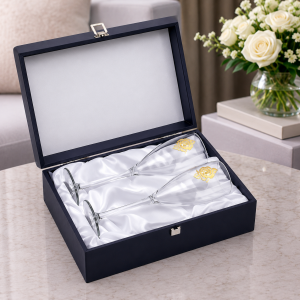 Set pahare din cristal Chinelli, 2 pahare flute, detalii aurii, elegant, 220ml