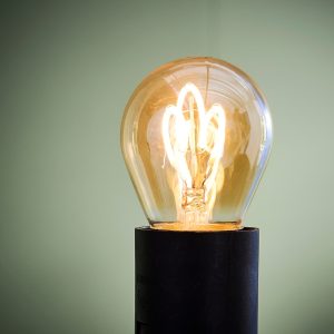 Bec decorativ LED cu filament vintage