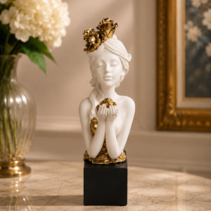 Statuetă decorativă „Golden Serenity” – figurină artistică feminină alb-aurie