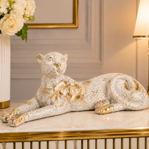 Figurină decorativă , ornament elegant alb-auriu