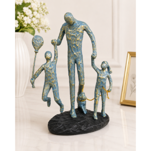 Statueta decorativa „Tata cu Copii si Catel”, design familie, finisaj bronz antichizat, albastru-auriu