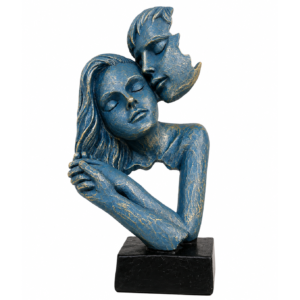 Statueta decorativa „Imbratisarea Iubirii”, cuplu indragostit, design romantic, albastru cu accente aurii, suport negru
